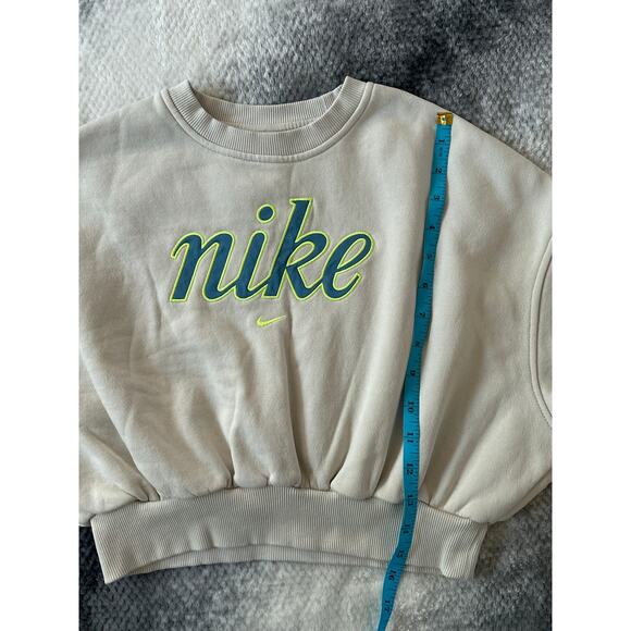 Nike Sportswear Club Fleece Girl's Boxy Crewneck Sweatshirt Size Small Sporty - Picture 10 of 12